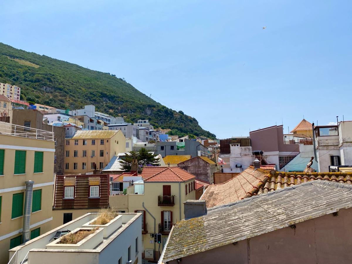 Deluxe City Centre Two Bedroom - Grand Central House Gibraltar Eksteriør bilde