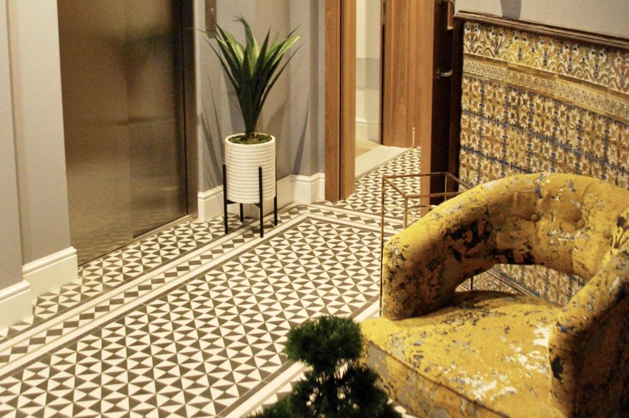 Deluxe City Centre Two Bedroom - Grand Central House Gibraltar Eksteriør bilde