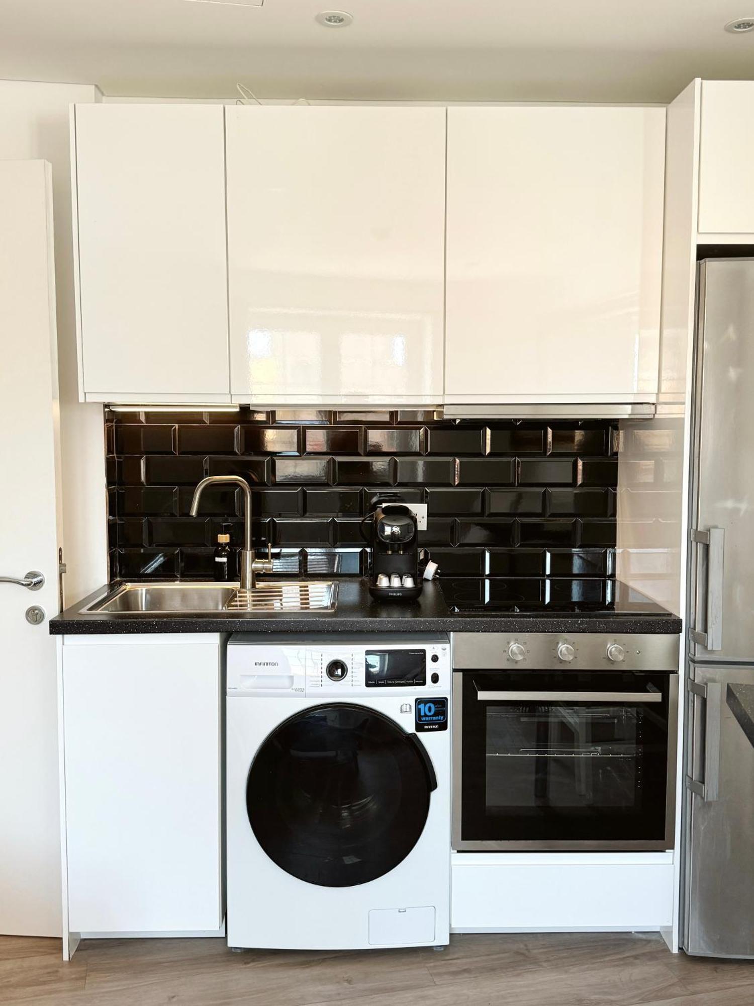 Deluxe City Centre Two Bedroom - Grand Central House Gibraltar Eksteriør bilde
