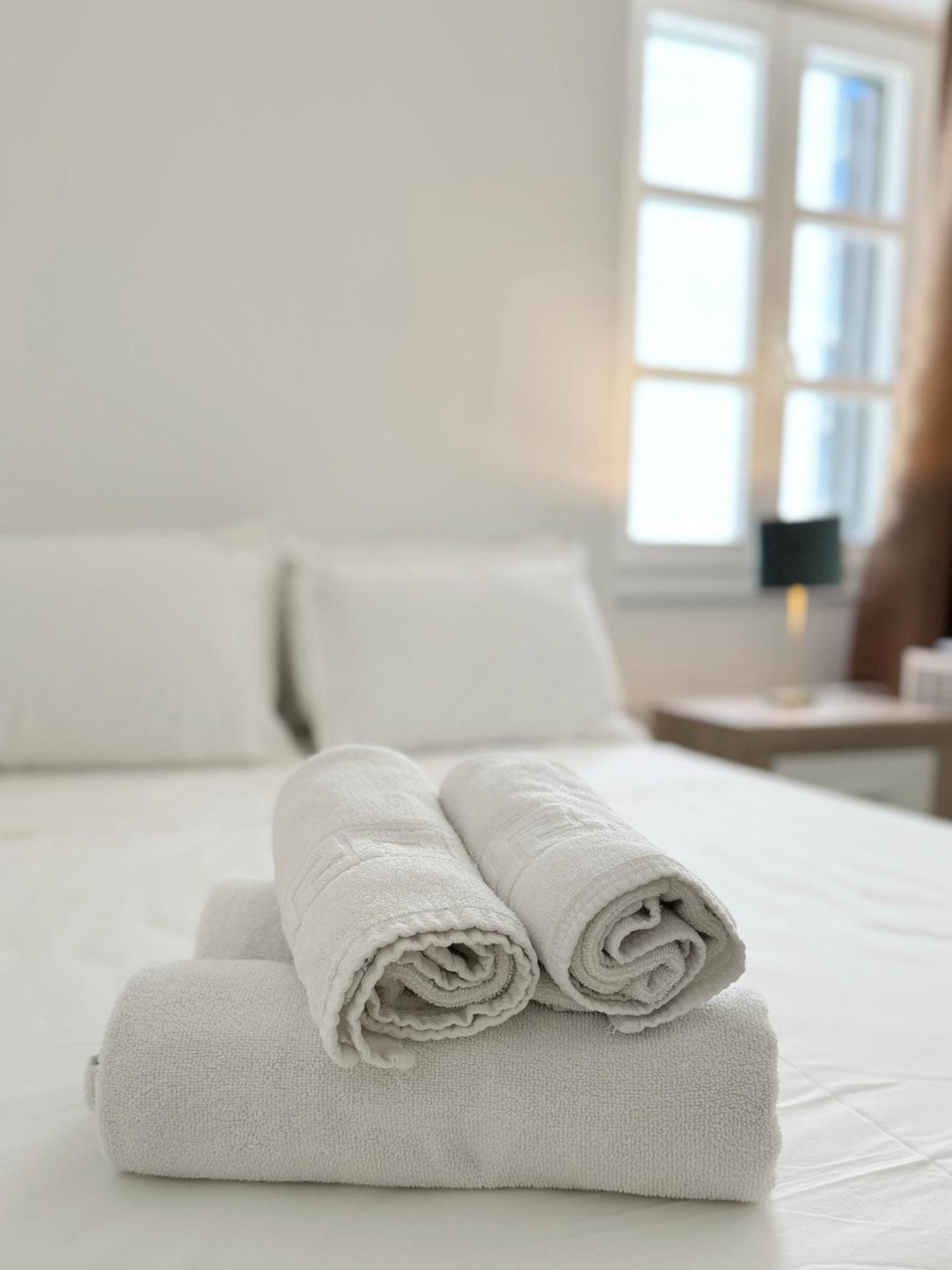 Deluxe City Centre Two Bedroom - Grand Central House Gibraltar Eksteriør bilde